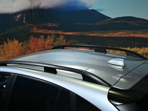 Used 2018 Subaru Crosstrek 2.0i Premium w/ Eyesight System image 14