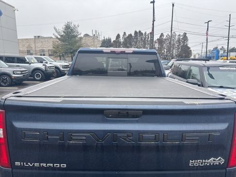 Used 2021 Chevrolet Silverado 1500 High Country w/ Technology Package image 5