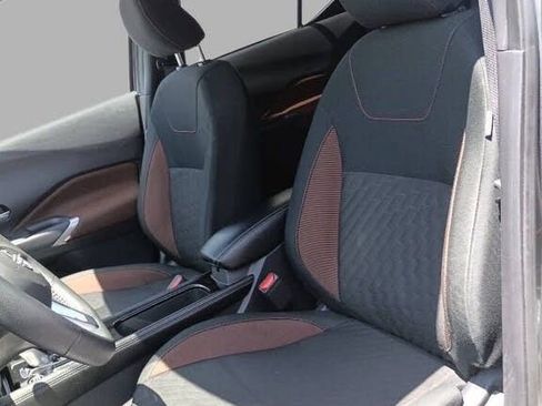 Used 2024 Nissan Kicks SR image 55