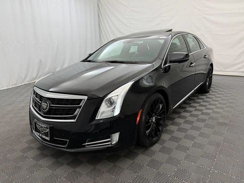 Used 2014 Cadillac XTS Platinum AWD/4WD image 2