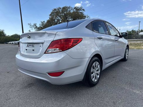 Used 2017 Hyundai Accent SE image 6