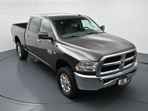 Used 2018 RAM 2500 SLT AWD/4WD image 15