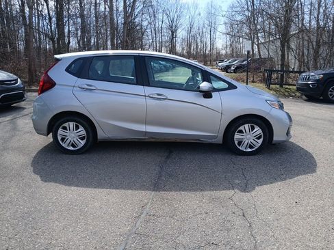 Used 2019 Honda Fit LX image 4