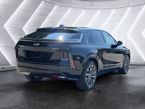 New 2025 Cadillac Lyriq Sport image 6