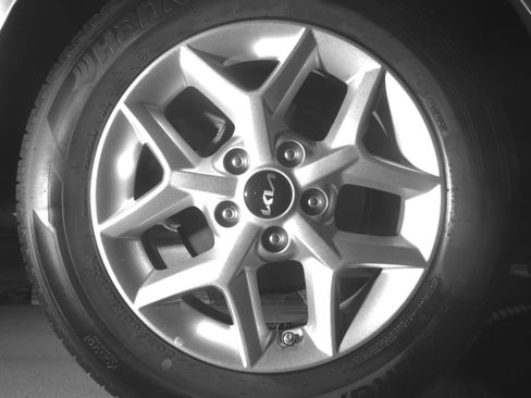 Used 2025 Kia Soul LX w/ LX Technology Package image 15