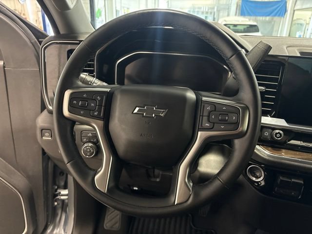 Used 2023 Chevrolet Silverado 1500 RST w/ LPO, Dark Essentials Package AWD/4WD image 15