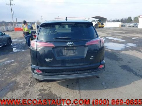 Used 2018 Toyota RAV4 LE w/ All Weather Liner Package image 9