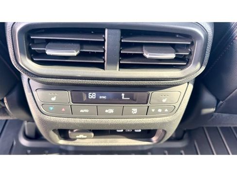 Certified 2024 Honda Ridgeline Black Edition image 9
