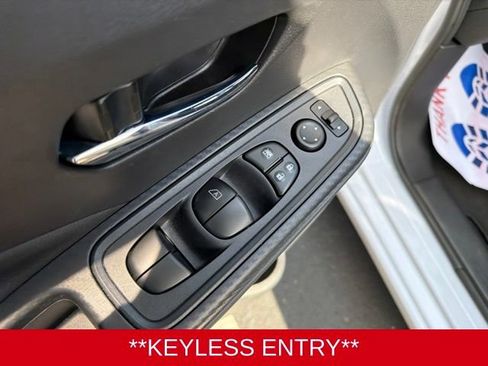 Used 2025 Nissan Versa SV w/ Trunk Package FWD image 11