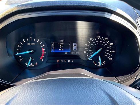 Certified 2019 Ford Edge SE FWD image 19
