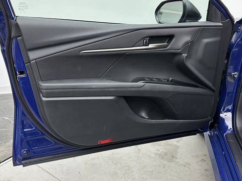 Used 2025 Toyota Camry LE image 10