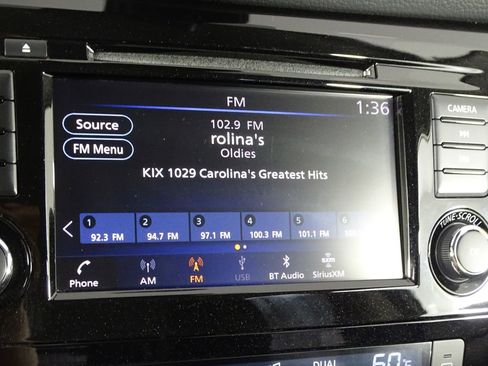 Used 2020 Nissan Rogue Sport SV image 35