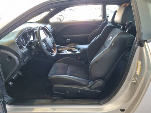 Used 2022 Dodge Challenger R/T Scat Pack RWD image 14