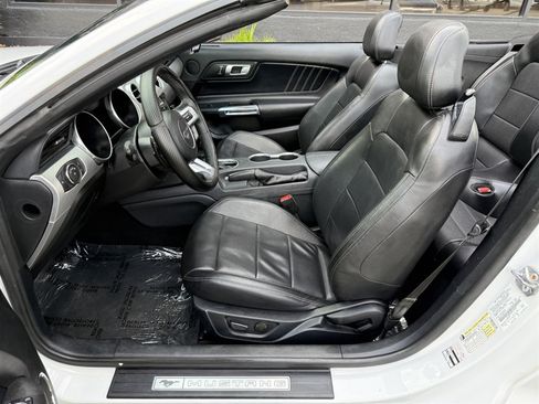 Used 2021 Ford Mustang Premium RWD image 13