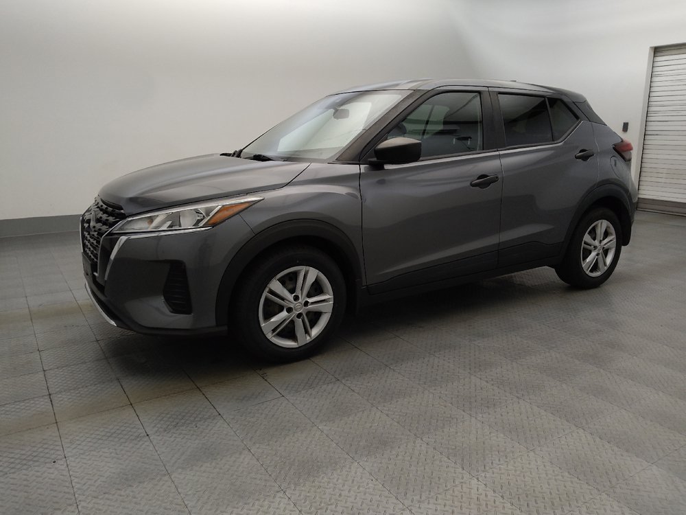 Used 2024 Nissan Kicks S FWD image 2
