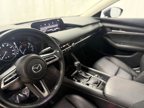 Used 2021 MAZDA MAZDA3 s image 21