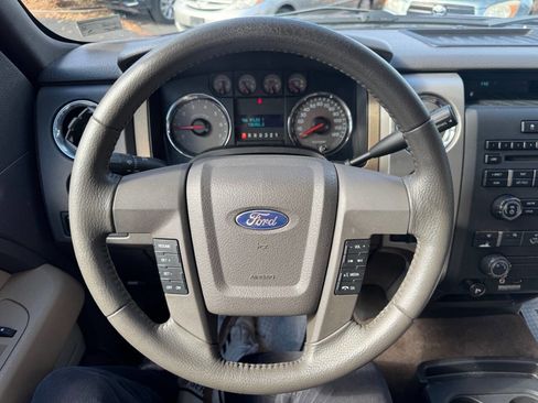 Used 2010 Ford F150 XLT image 16