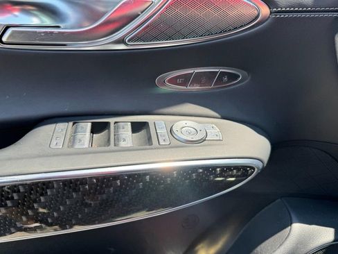 Used 2023 Genesis GV70 3.5T Sport w/ Sport Prestige Package image 17