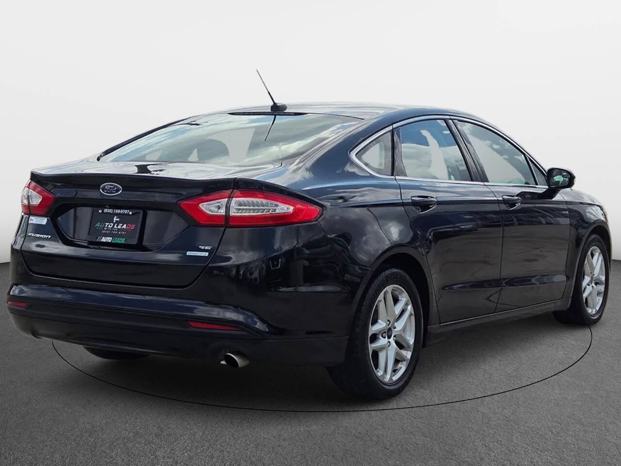 Used 2015 Ford Fusion SE w/ Equipment Group 202A FWD image 5