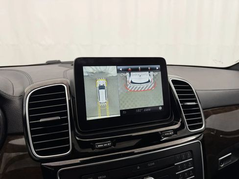 Used 2017 Mercedes-Benz GLS 450 4MATIC image 21