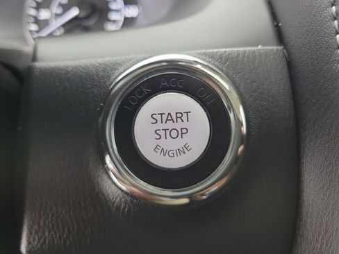 Used 2022 Nissan Armada SL RWD image 33