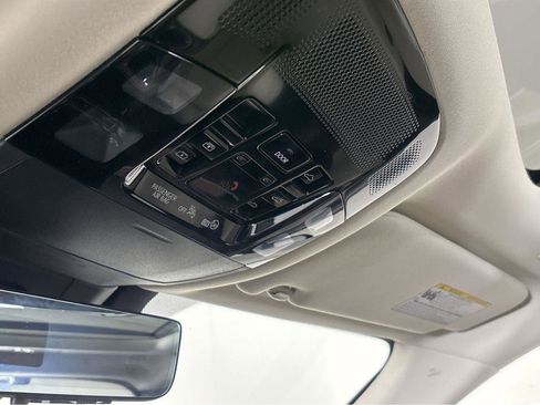 Used 2023 Lexus RX 350 RX 350h Luxury image 29