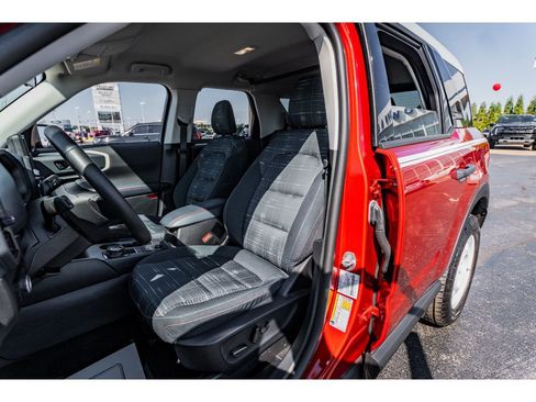 Used 2024 Ford Bronco Sport Heritage w/ Heritage Convenience Package image 8