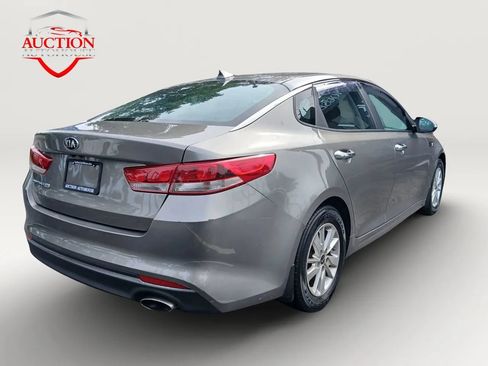 Used 2016 Kia Optima LX FWD image 5
