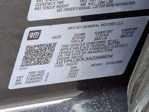 Used 2025 GMC Sierra 1500 Elevation image 25