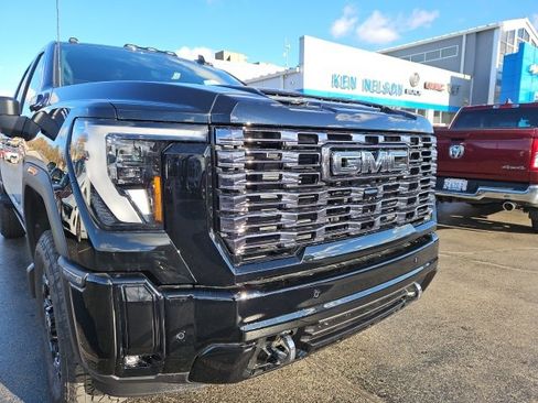 New 2026 GMC Sierra 3500 Denali Ultimate image 4