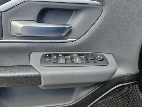 Used 2022 RAM 1500 Big Horn AWD/4WD image 17