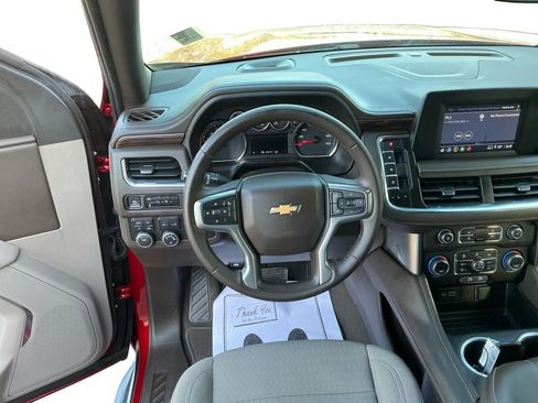 Used 2023 Chevrolet Suburban LS w/ Driver Alert Package image 12