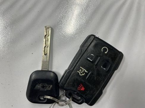 Used 2017 Chevrolet Suburban LS AWD/4WD image 19