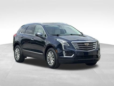Used 2017 Cadillac XT5 Luxury w/ Driver Awareness Package FWD image 1