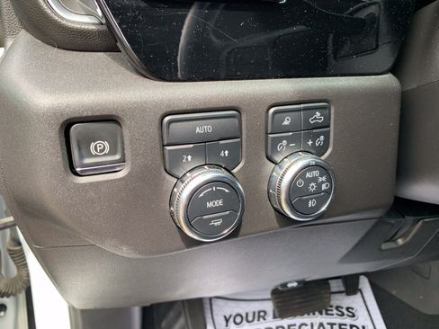 Used 2024 GMC Sierra 1500 SLT AWD/4WD image 26