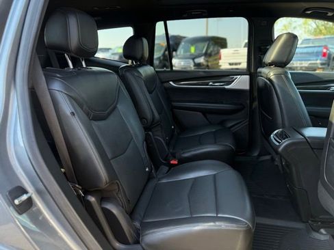 Used 2020 Cadillac XT6 Sport image 21