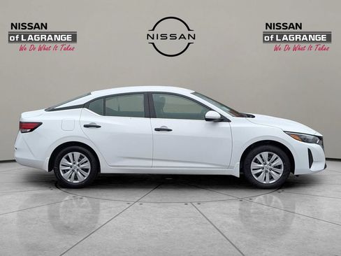 New 2025 Nissan Sentra S FWD image 4