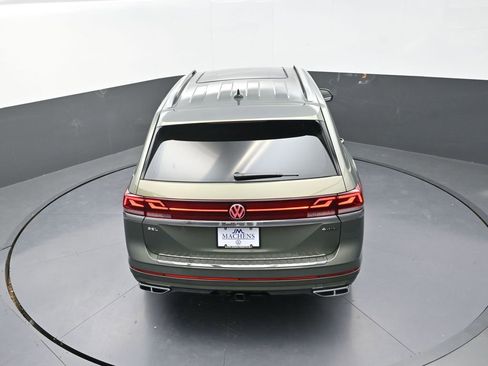 New 2026 Volkswagen Atlas SEL Premium R-Line image 18