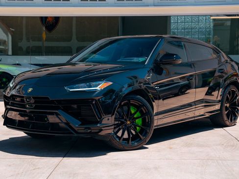 Used 2024 Lamborghini Urus S AWD/4WD image 17