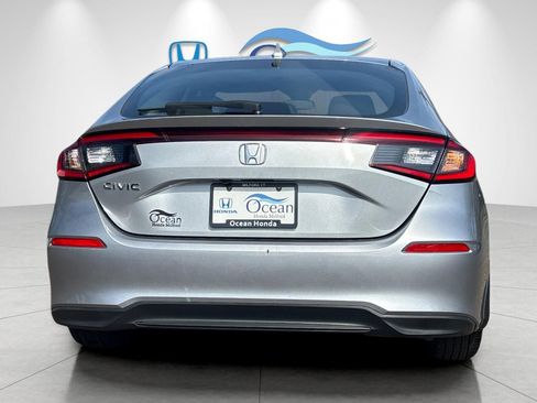 Used 2023 Honda Civic LX image 4