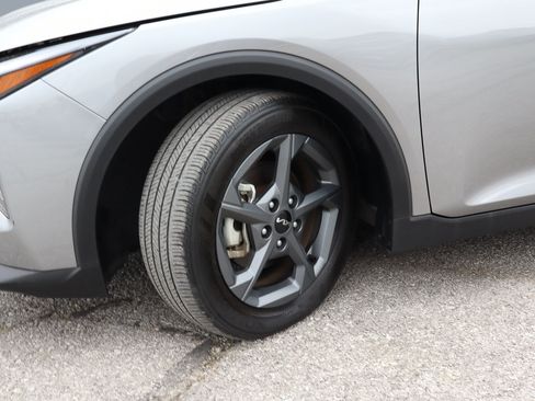 Used 2025 Kia K4 FWD image 17