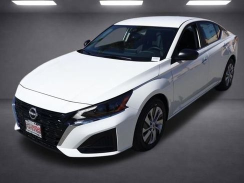 New 2025 Nissan Altima 2.5 S image 8