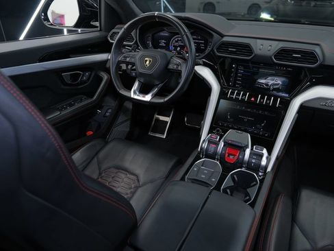 Used 2021 Lamborghini Urus AWD/4WD image 59
