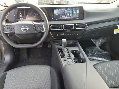 New 2026 Nissan Sentra SR image 9