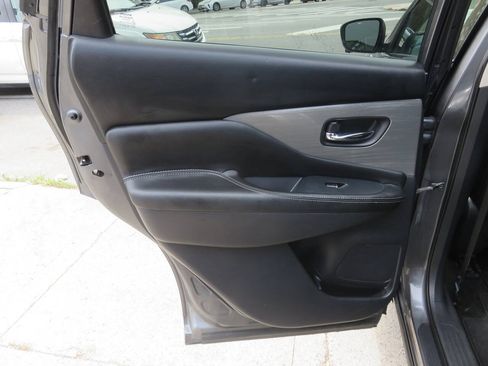 Used 2018 Nissan Murano SL AWD/4WD image 29
