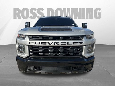 Used 2023 Chevrolet Silverado 2500 Custom w/ Custom Value Package image 2