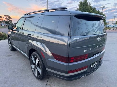Used 2025 Hyundai Santa Fe Limited FWD image 5