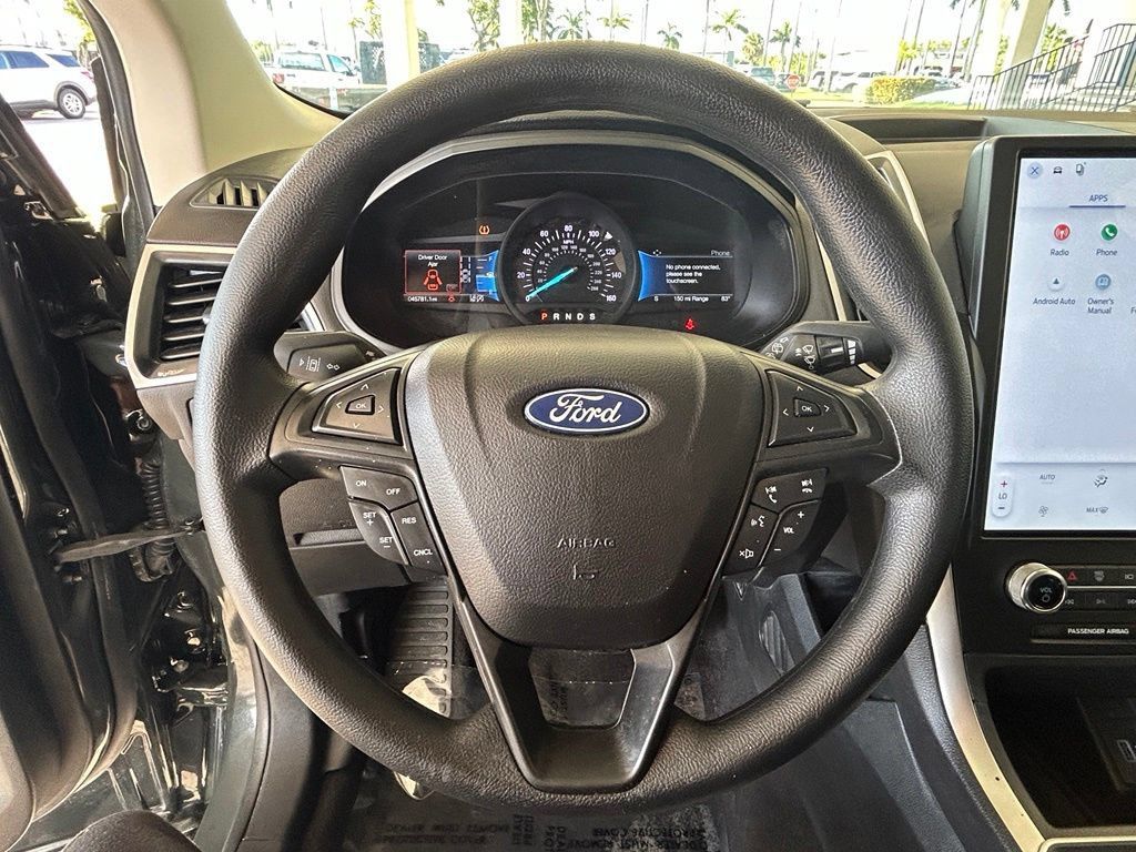 Used 2024 Ford Edge SE w/ Black Appearance Package AWD/4WD image 14
