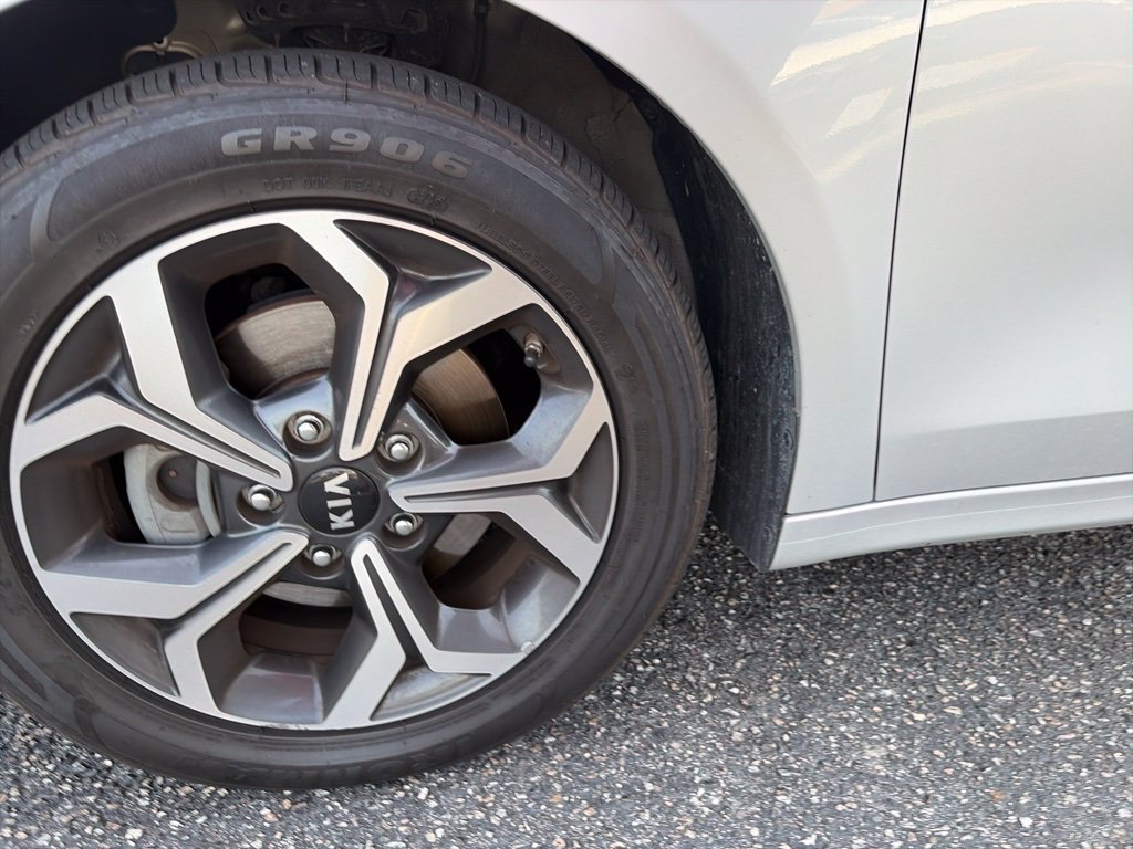Used 2019 Kia Forte LXS FWD image 15