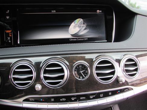 Used 2016 Mercedes-Benz S 550 Sedan image 12